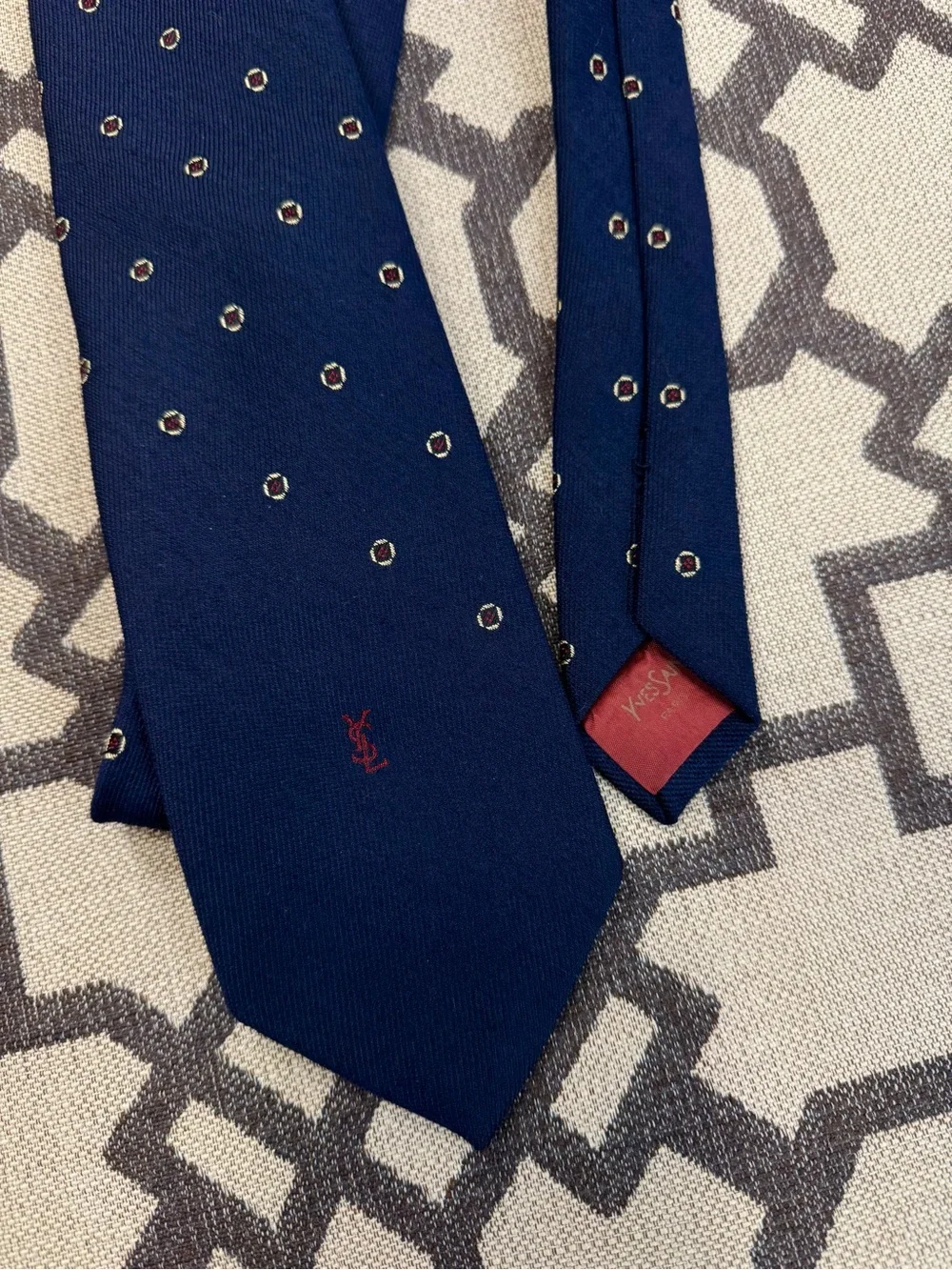 Yves Saint Laurent 56” Silk Tie Navy Dot Geometric Pattern Classic Designer Tie